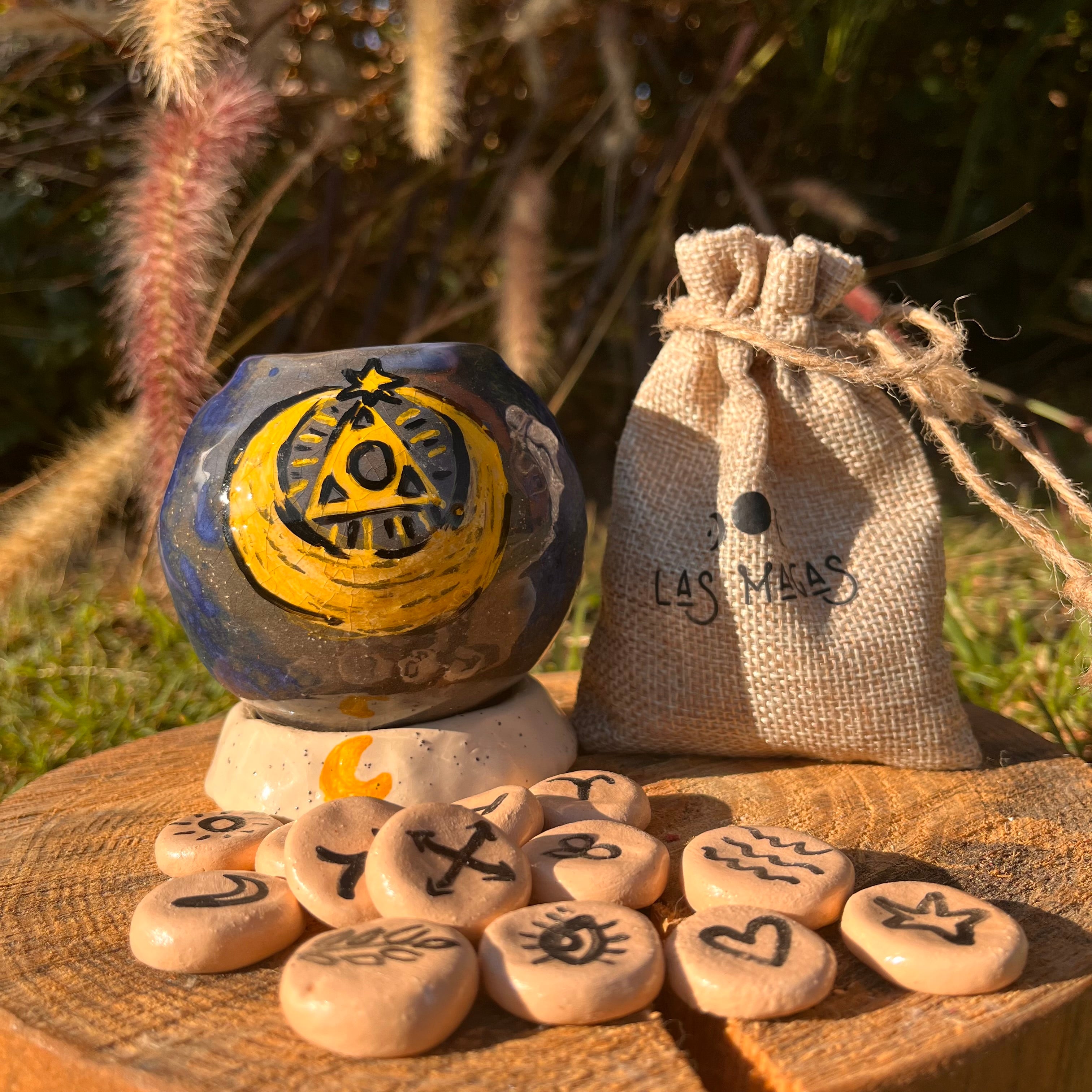 Oráculo de Runas de Las Magas - Runas Gitanas